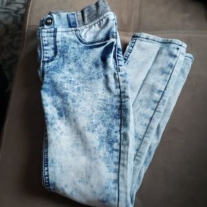 Acid wash stretch jeans